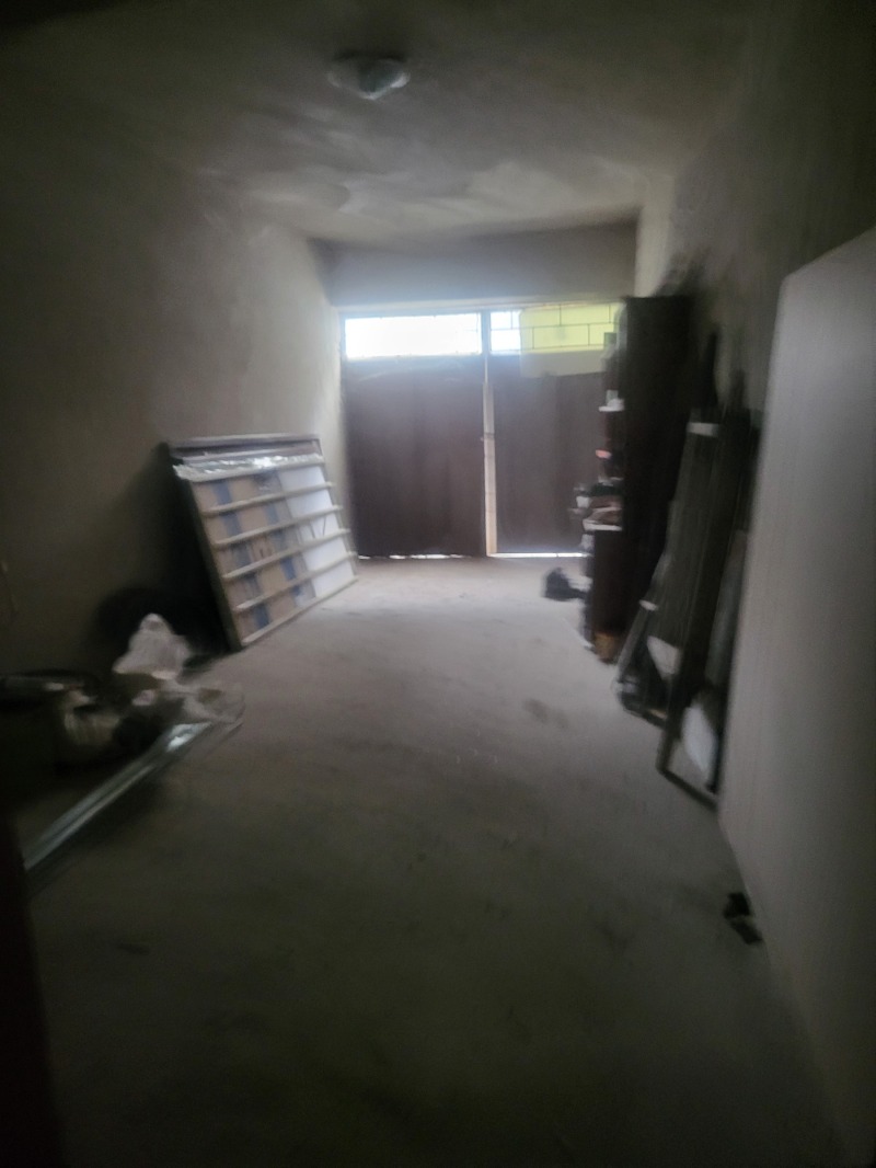 Продава ГАРАЖ в град Плевен, 9-ти квартал - 30 кв.м / 30 300 € » 59 261.65 лв., ФОР СЕЛ РЕАЛ ЕСТЕЙТ