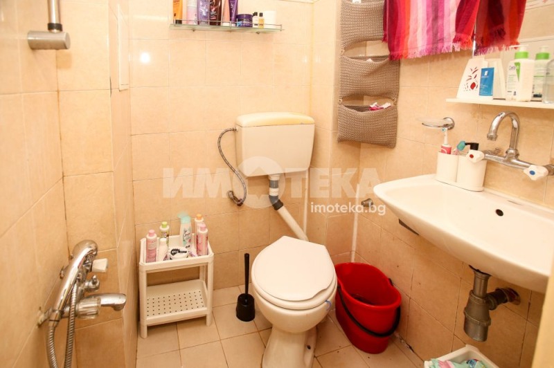 Myytävänä  1 makuuhuone Sofia , Tsentar , 55 neliömetriä | 60138044 - kuva [9]