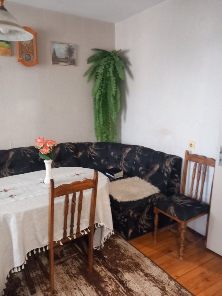 Продава 2-СТАЕН, гр. Враца, Металург