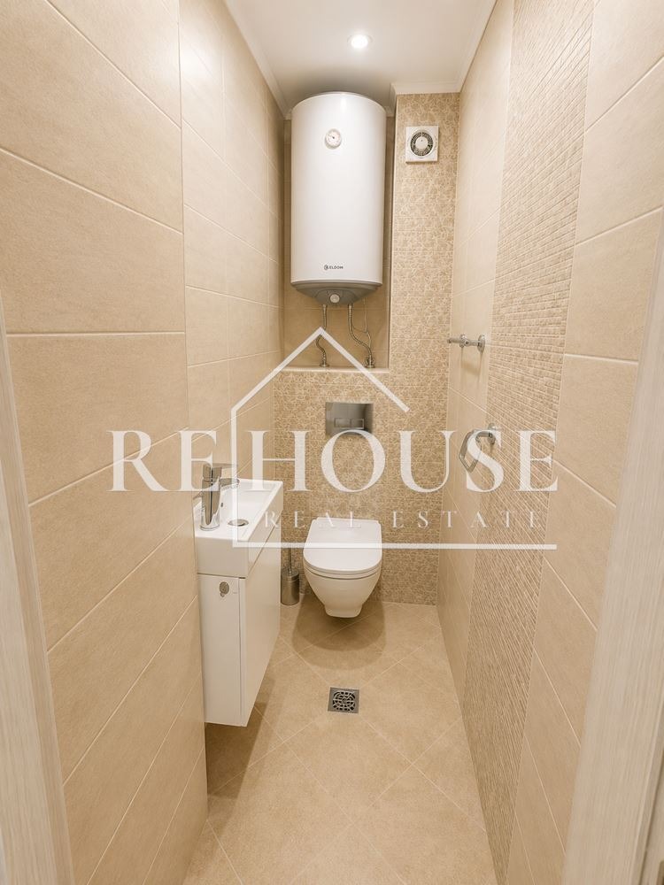 Продава 4-СТАЕН, гр. Варна, Център, снимка 13 - Апартаменти - 55625604