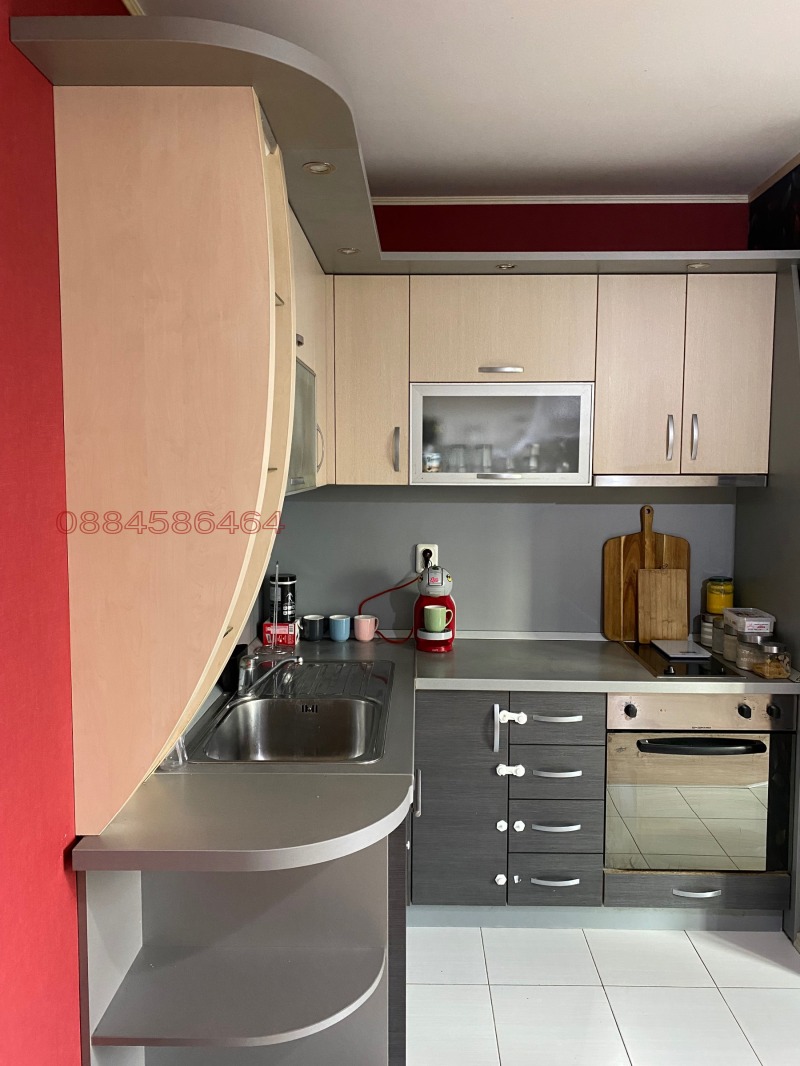 Myytävänä  3+ makuuhuone Veliko Tarnovo , Kolju Fitšeto , 140 neliömetriä | 89935960 - kuva [4]