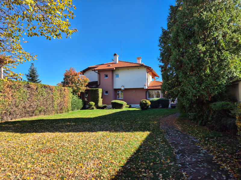 Продава КЪЩА, град София, Симеоново • 1250000 € / 2444787.50 лв. • 26513624 1