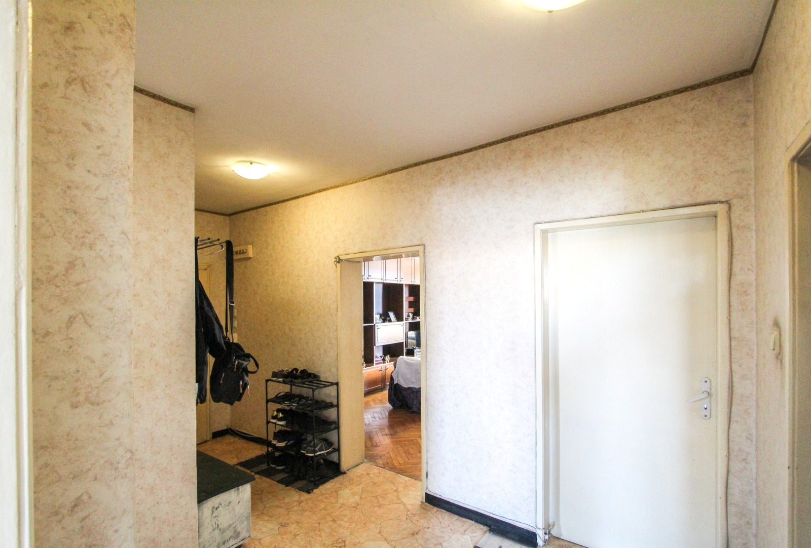 Продава 3-СТАЕН, гр. София, Банишора, снимка 3 - Апартаменти - 55980167