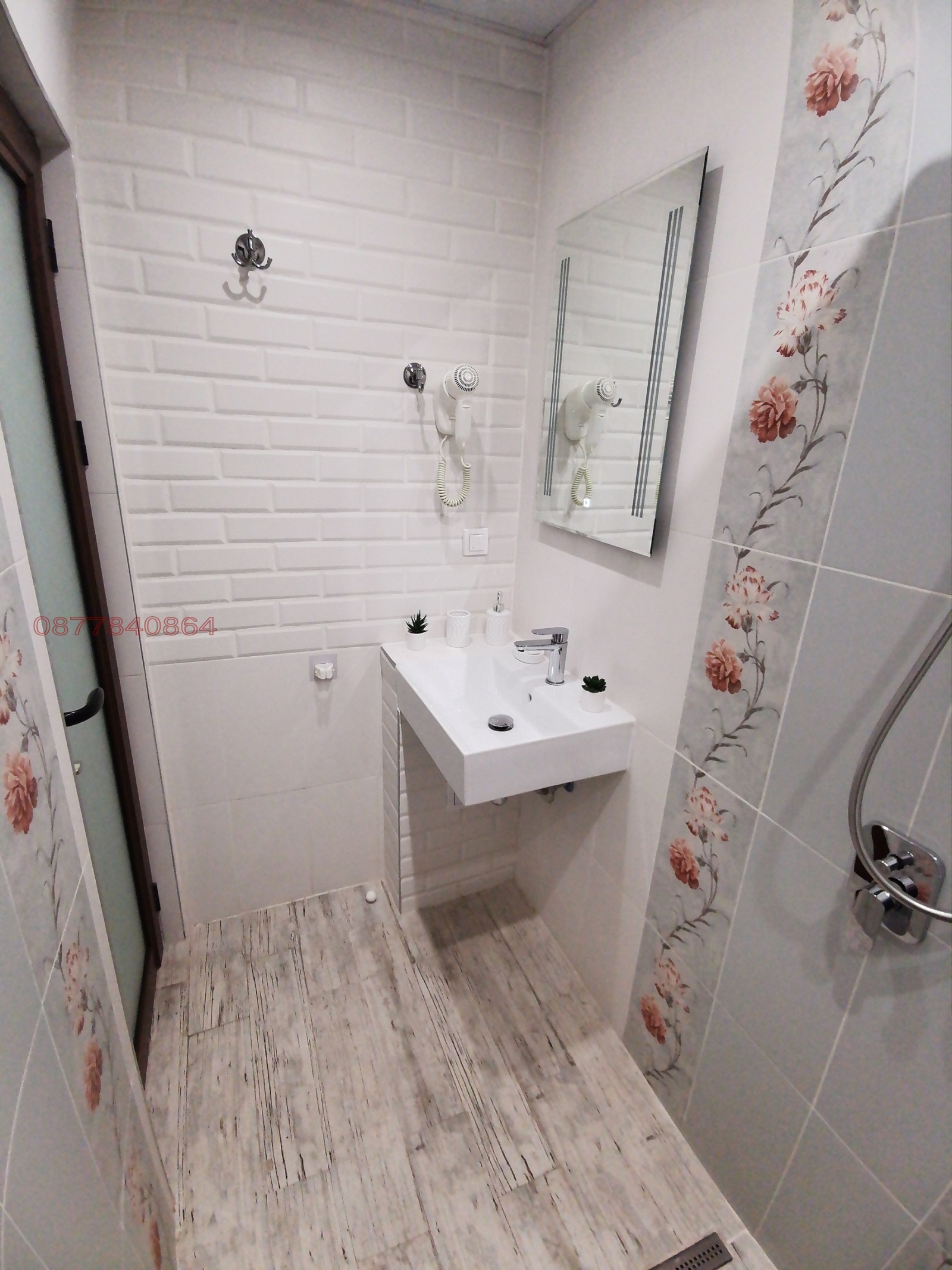Продава АТЕЛИЕ, ТАВАН, гр. София, Център, снимка 10 - Апартаменти - 54764228