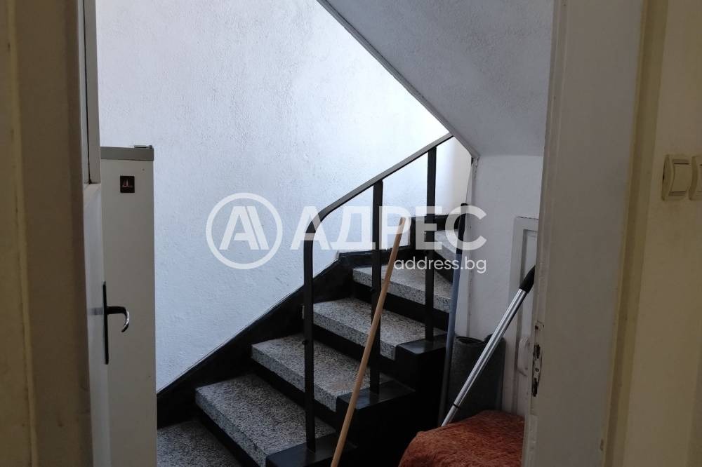 Продава КЪЩА, с. Първенец, област Пловдив, снимка 16 - Къщи - 54849016