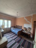 Продава КЪЩА, област Пловдив, с. Чешнегирово • 98000 € / 191671.34 лв. • 78036409 4