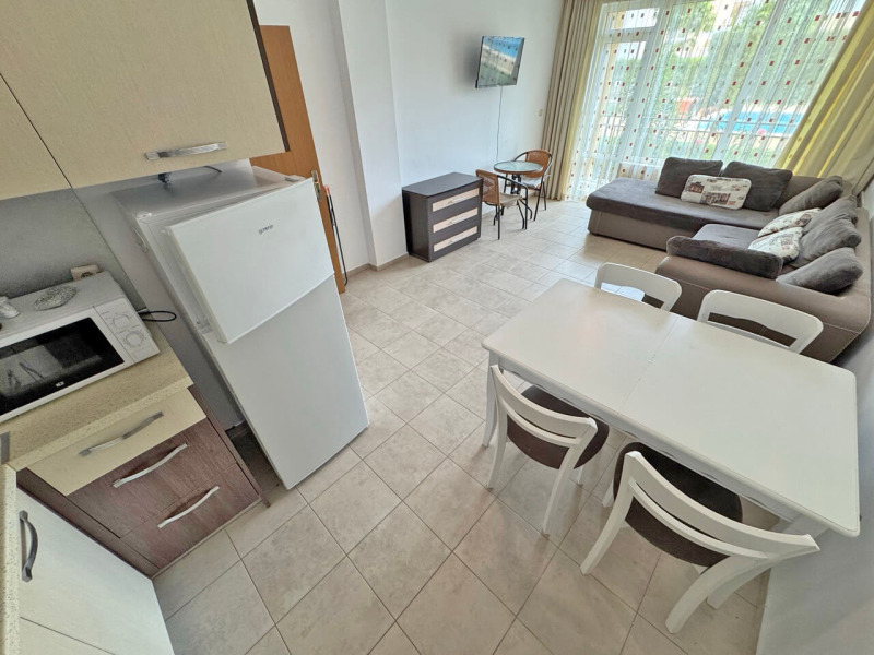 Продава  2-стаен област Бургас , к.к. Слънчев бряг , 66 кв.м | 20628857 - изображение [3]