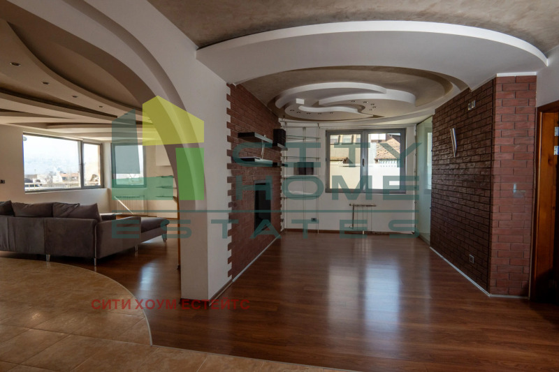 Till salu  2 sovrum Sofia , Hladilnika , 143 kvm | 49483203 - bild [7]