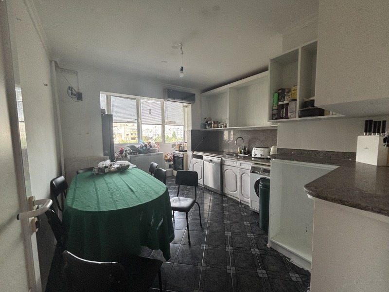 Продава  4-стаен град София , Младост 4 , 97 кв.м | 45999525