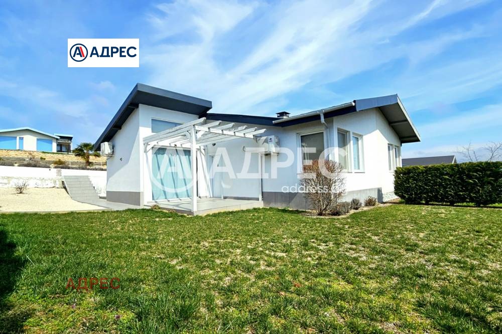 Продава КЪЩА, с. Рогачево, област Добрич, снимка 12 - Къщи - 54116912