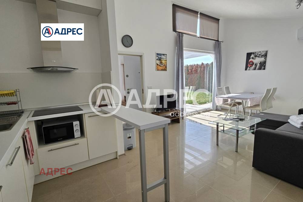 Продава КЪЩА, с. Рогачево, област Добрич, снимка 2 - Къщи - 54116912