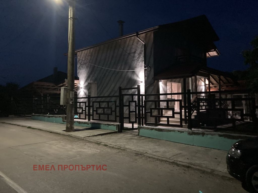 Продава КЪЩА, с. Бегуновци, област Перник, снимка 16 - Къщи - 55178460