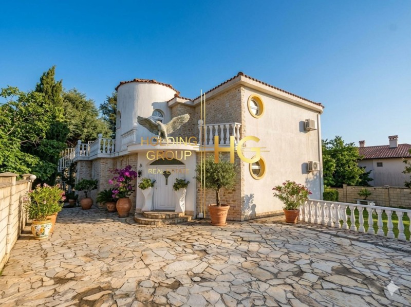 Продава КЪЩА в град Варна, м-т Долна Трака - 310 кв.м / 1 200 000 € » 2 346 996.00 лв., ХОЛДИНГ ГРУП