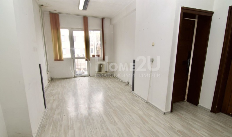 Продава 3-СТАЕН, гр. София, Център