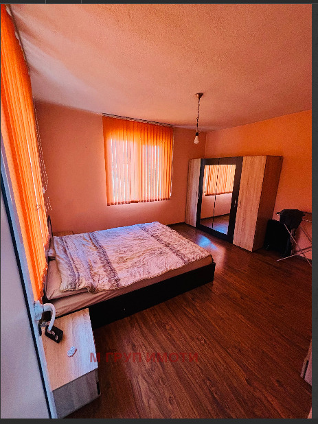 Продава КЪЩА, с. Варвара, област Пазарджик, снимка 2 - Къщи - 52200151