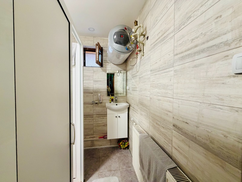 Продава КЪЩА, с. Анево, област Пловдив, снимка 7 - Къщи - 53051916