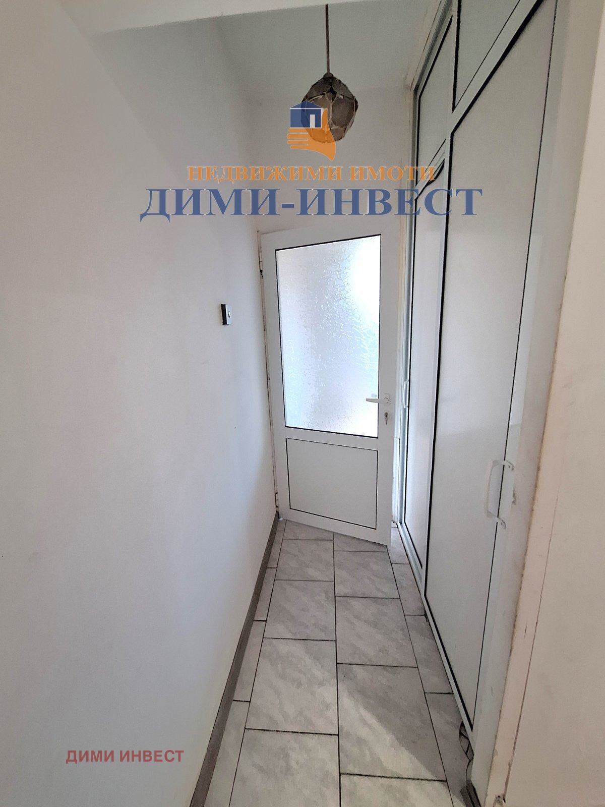 Продава 1-СТАЕН, гр. Добрич, Христо Ботев, снимка 3 - Апартаменти - 56069100
