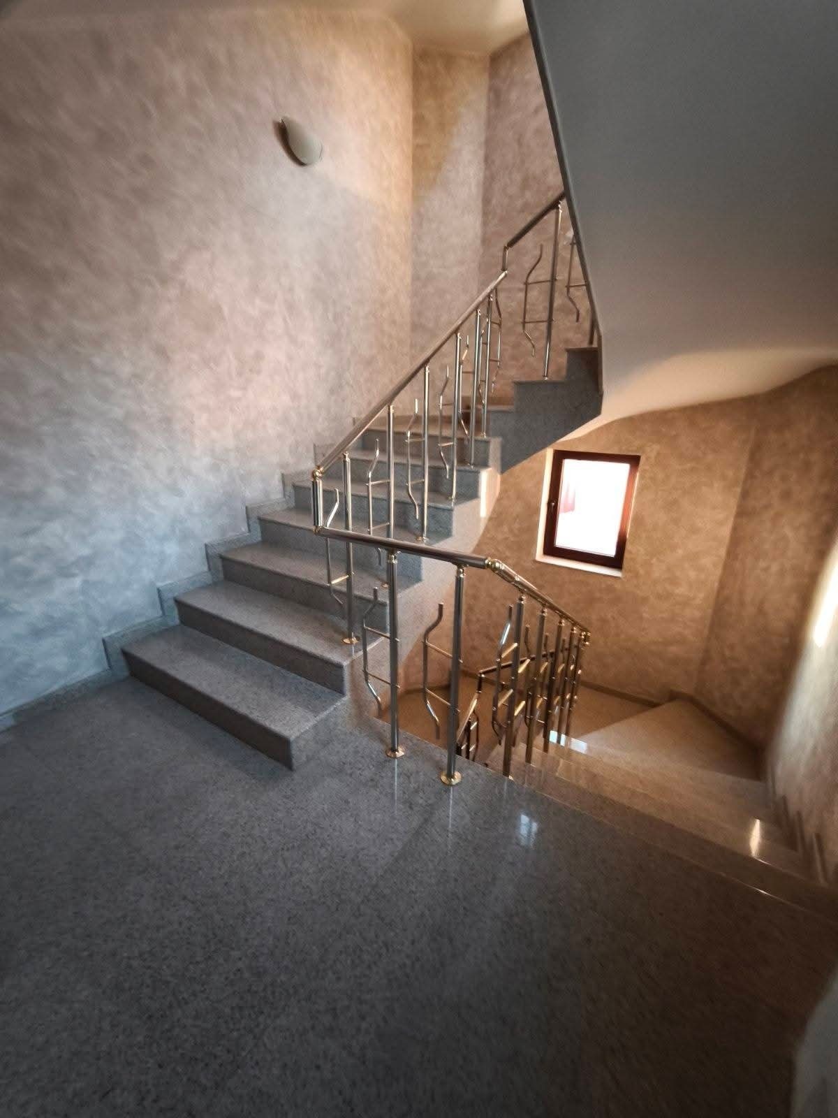 Продава КЪЩА, гр. Варна, м-т Долна Трака, снимка 8 - Къщи - 53733379