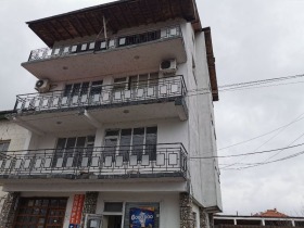 Продажба на имоти в гр. Хаджидимово, област Благоевград - изображение 2 