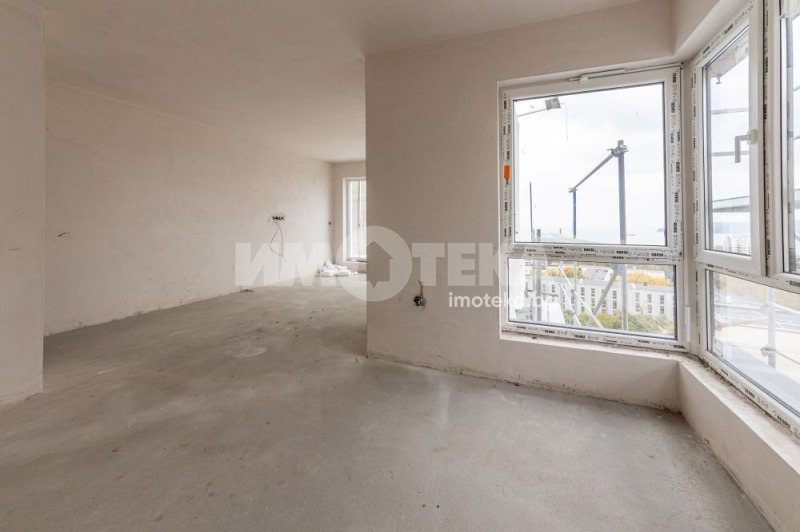 Продава 3-СТАЕН, гр. Варна, Бриз, снимка 2 - Апартаменти - 52075928