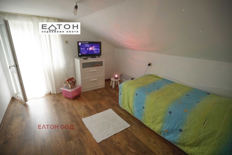 Продава  Къща област Перник , с. Углярци , 120 кв.м | 67207654 - изображение [16]