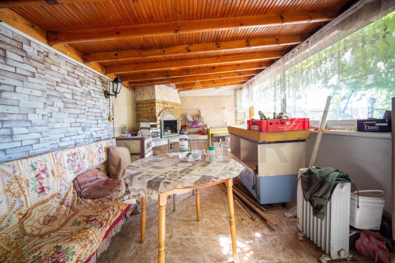 Продава КЪЩА, с. Църква, област Добрич, снимка 8 - Къщи - 53083707