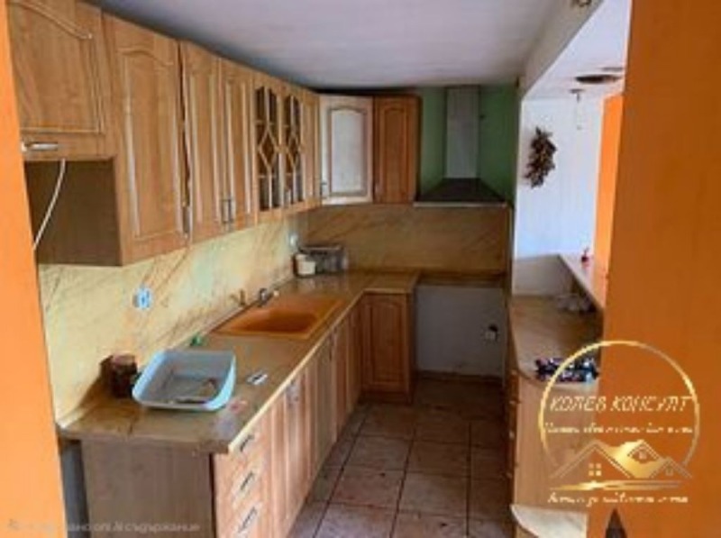 Продава КЪЩА, с. Градина, област Пловдив, снимка 4 - Къщи - 53519148