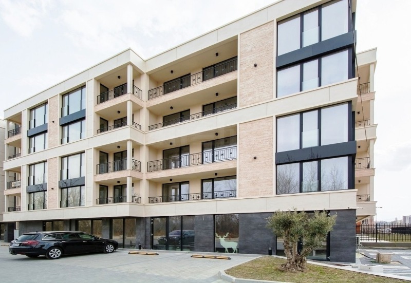 Продава МАГАЗИН, гр. Пловдив, Христо Смирненски, снимка 3 - Магазини - 53149161