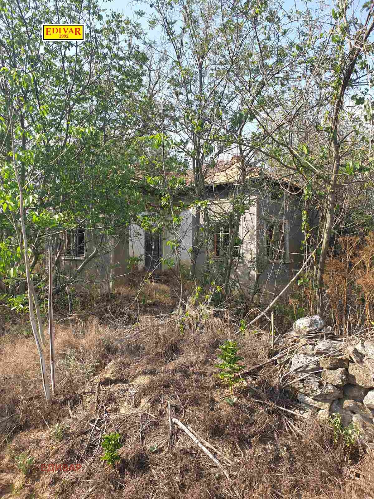 Продава КЪЩА, с. Ал. Стамболийски, област Добрич, снимка 2 - Къщи - 47775764