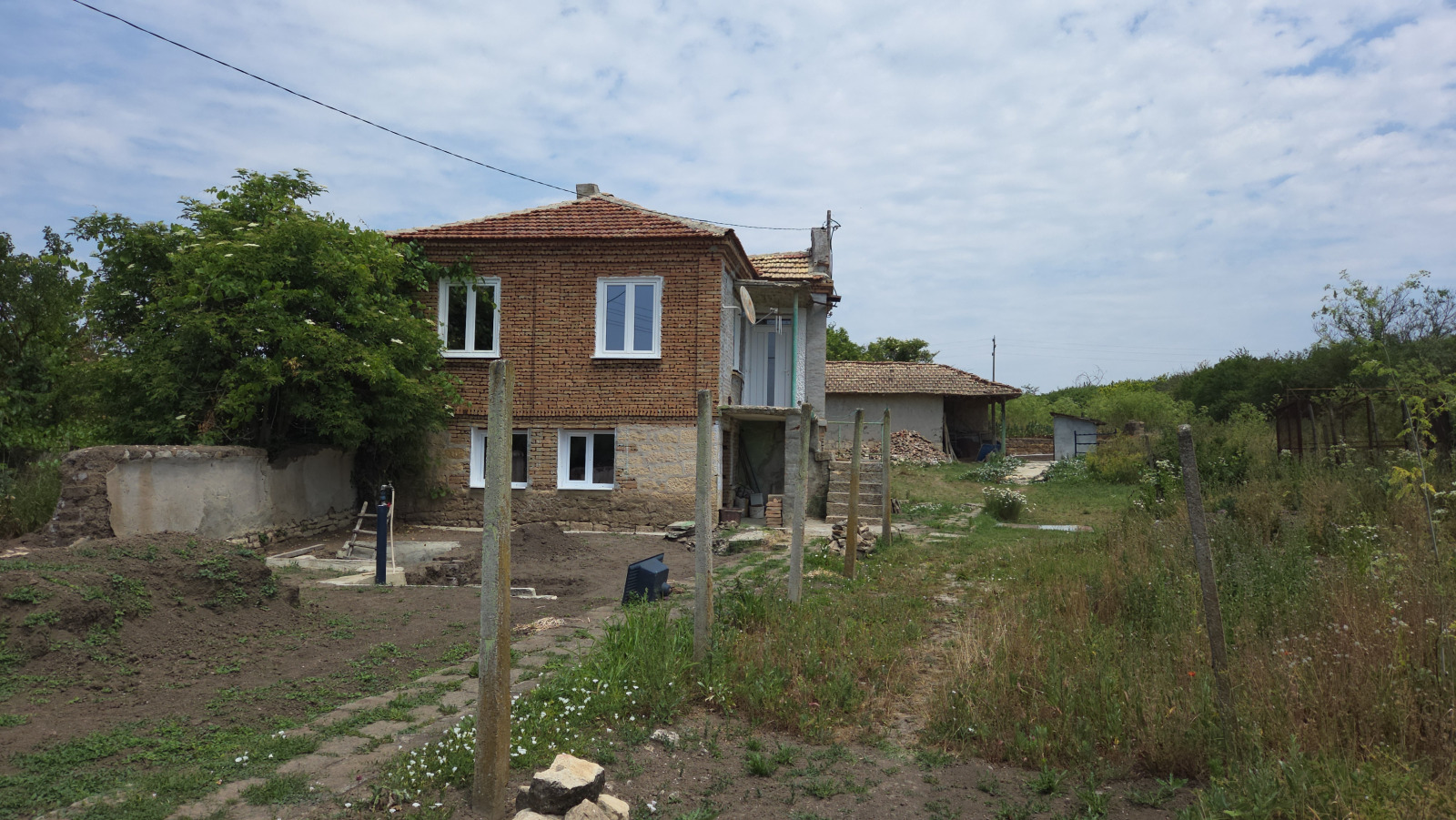 Продава КЪЩА, гр. Вълчи дол, област Варна, снимка 2 - Къщи - 50746230