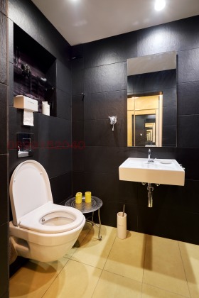 Studio Tsentar, Sofia 7