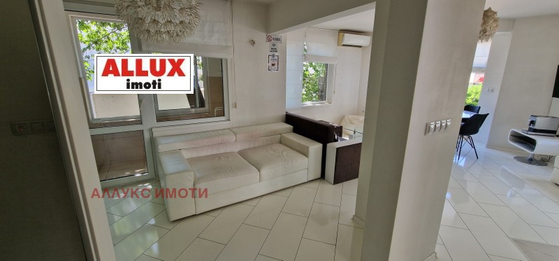 Продава 2-СТАЕН, гр. Русе, Център, снимка 6 - Апартаменти - 53273643