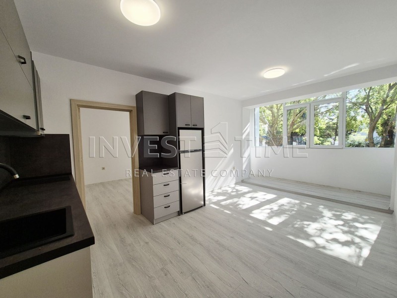 Продава  3-стаен град Варна , Владислав Варненчик 1 , 55 кв.м | 23687665 - изображение [3]
