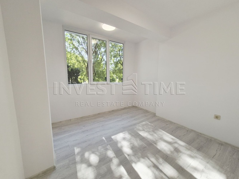 Продава  3-стаен град Варна , Владислав Варненчик 1 , 55 кв.м | 23687665 - изображение [9]