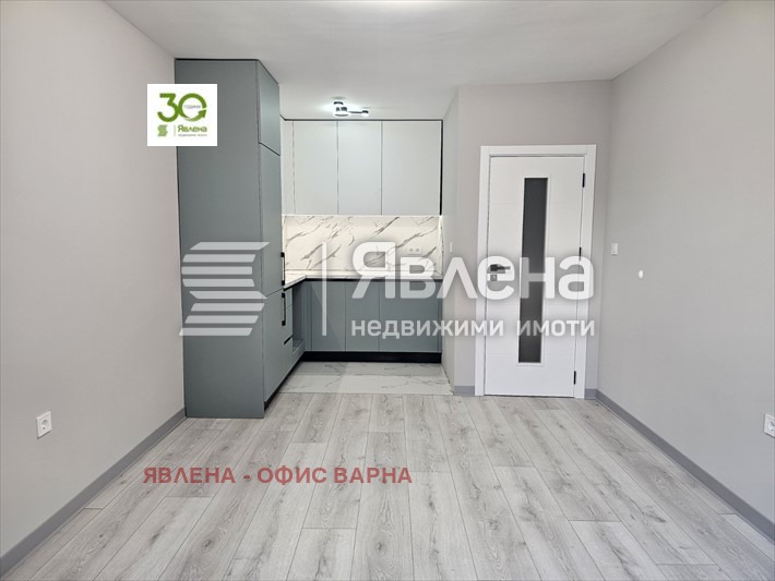 Продава 3-СТАЕН, гр. Варна, Спортна зала