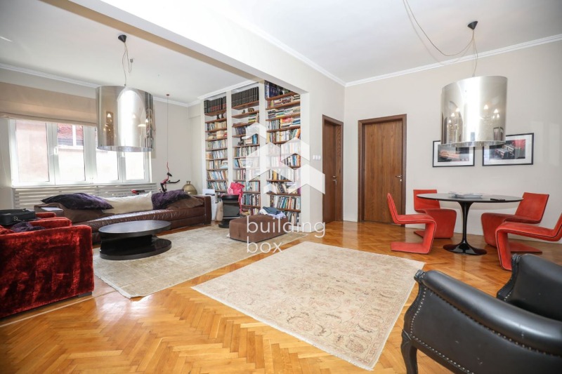 Продава  Многостаен град София , Център , 140 кв.м | 44664319