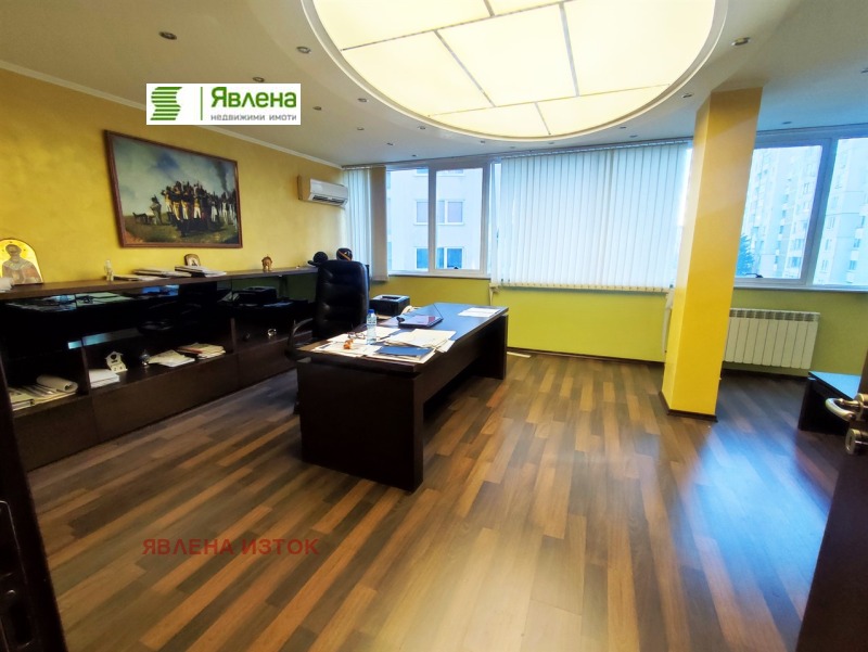 Продава ОФИС, гр. София, Медицинска академия, снимка 2 - Офиси - 53123233