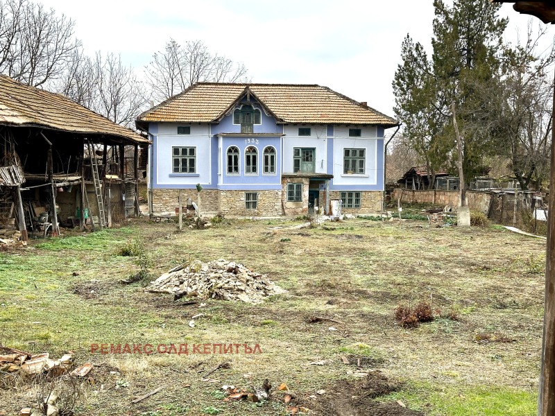Продава  Къща област Велико Търново , с. Ресен , 194 кв.м | 44037965 - изображение [2]