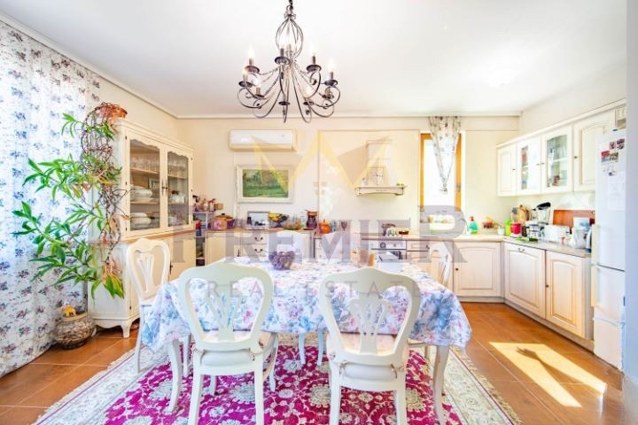 Продава КЪЩА, гр. Варна, м-т Перчемлията, снимка 6 - Къщи - 52974053