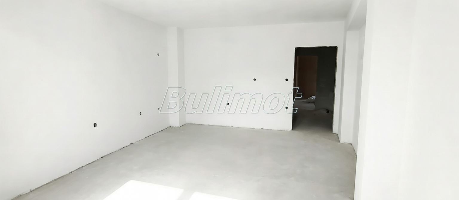 Продава 3-СТАЕН, гр. Варна, Център, снимка 2 - Апартаменти - 46765225