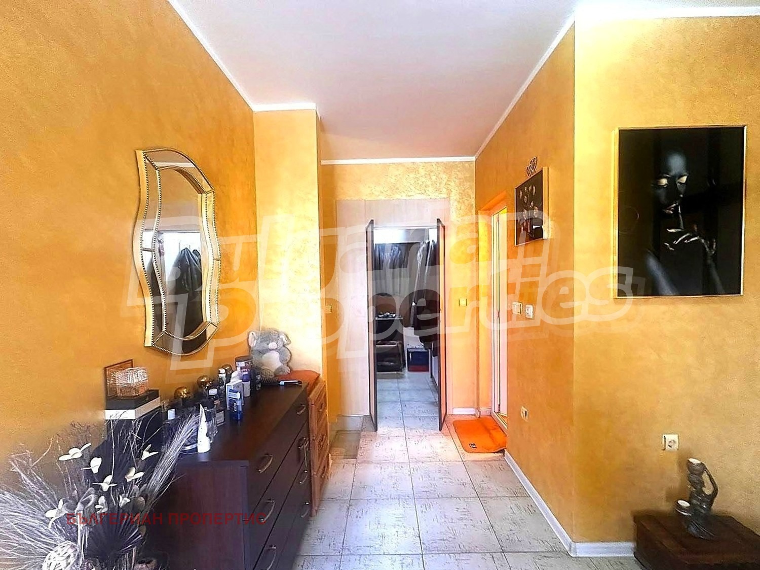 Продава 3-СТАЕН, гр. Шумен, Гривица, снимка 2 - Апартаменти - 54289839