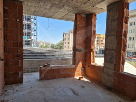 Продава  2-стаен, град Бургас