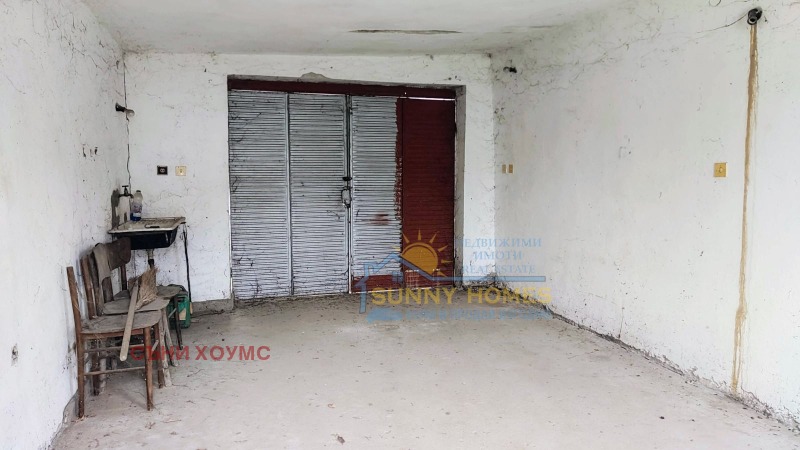 Продава КЪЩА, с. Ресен, област Велико Търново, снимка 11 - Къщи - 52649477