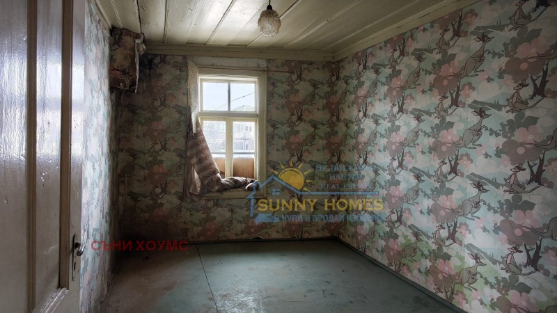 Продава КЪЩА, с. Ресен, област Велико Търново, снимка 4 - Къщи - 52649477