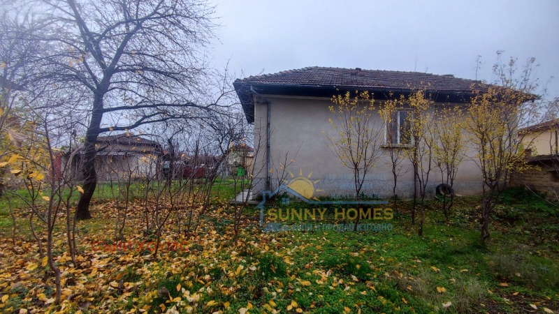 Продава КЪЩА, с. Ресен, област Велико Търново, снимка 10 - Къщи - 52649477