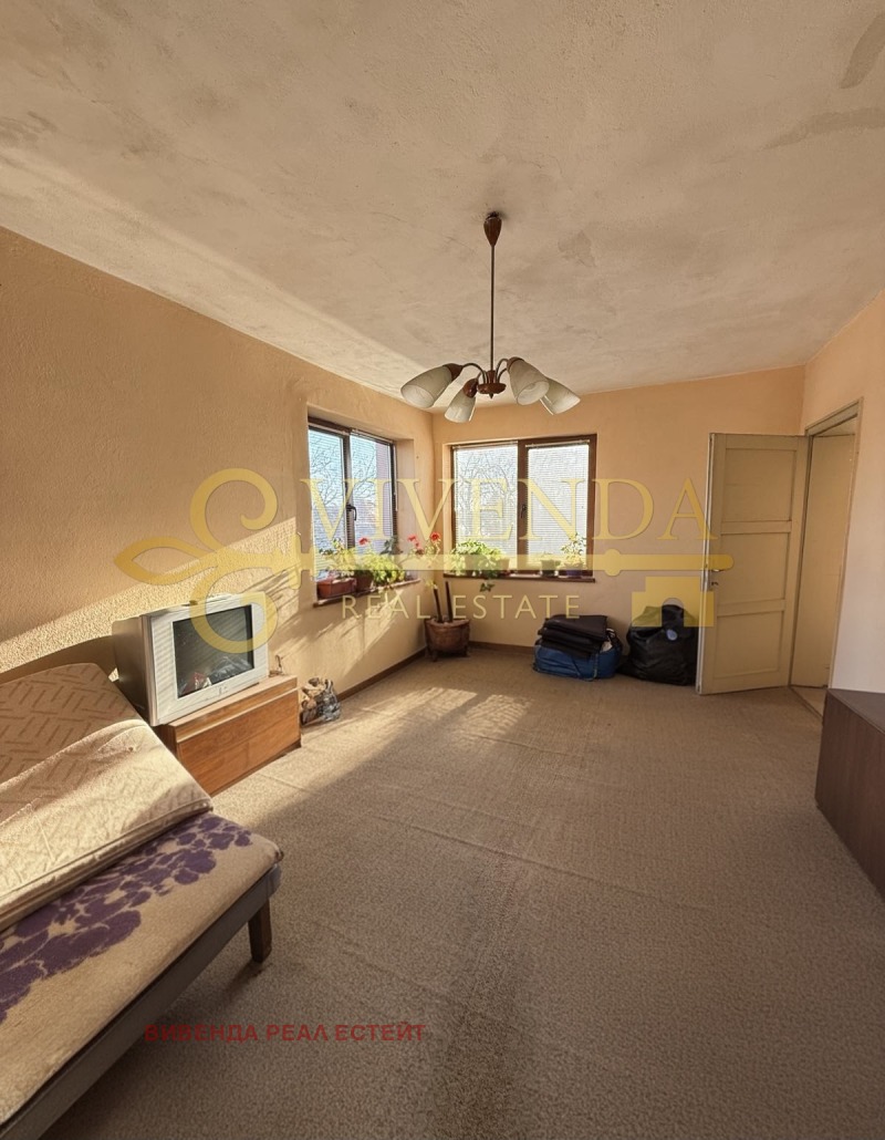 Продава КЪЩА, с. Върбица, област Плевен, снимка 4 - Къщи - 53177559