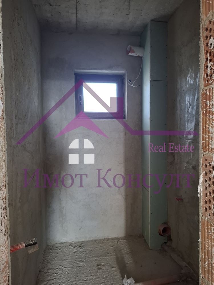 Продава КЪЩА, гр. Варна, м-т Боровец - юг, снимка 2 - Къщи - 54488629