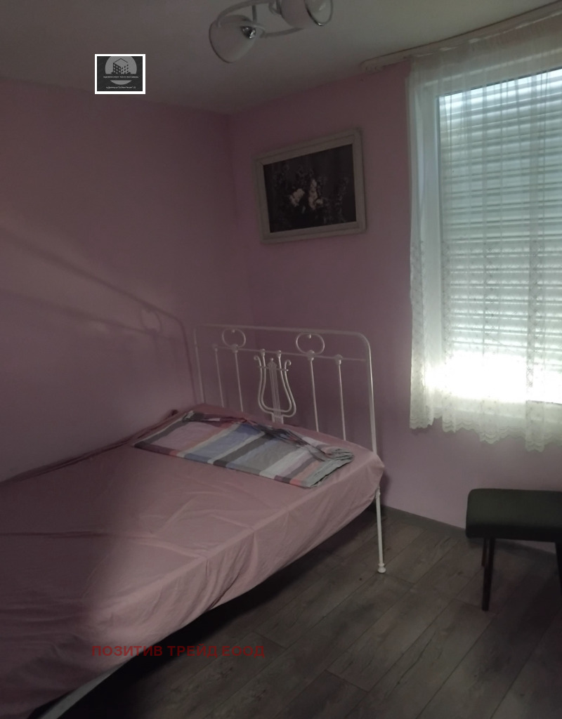 Продава КЪЩА, гр. Кюстендил, Върташево, снимка 4 - Къщи - 52251160