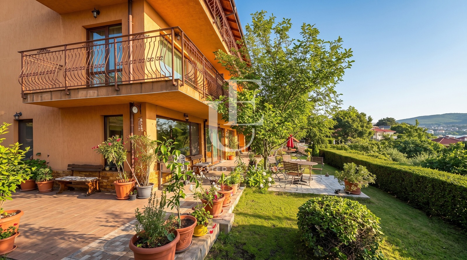 Продава КЪЩА, гр. Созопол, област Бургас, снимка 2 - Къщи - 55309787