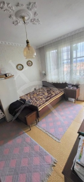 3+ bedroom Karnobat, region Burgas 5